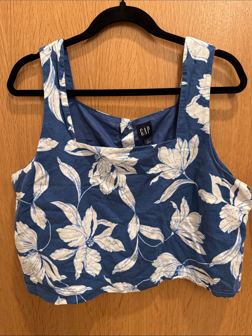 GAP Navy Blue Floral Crop Tank